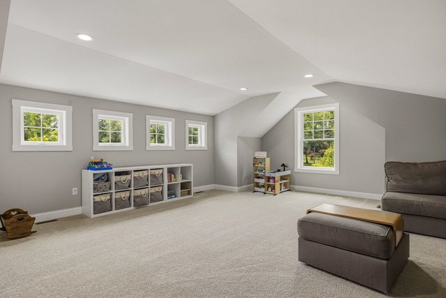 4 Betty Lane, Stratham, NH 03885