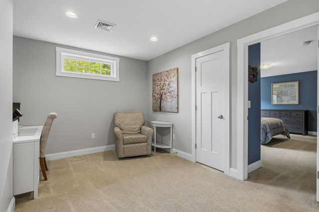 4 Betty Lane, Stratham, NH 03885