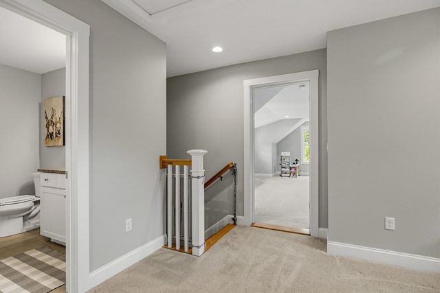 4 Betty Lane, Stratham, NH 03885