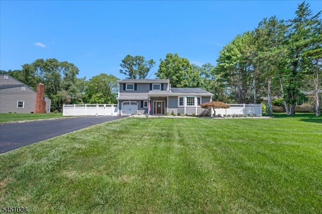 97 Ivy Ln, Bridgewater Twp., NJ 08807