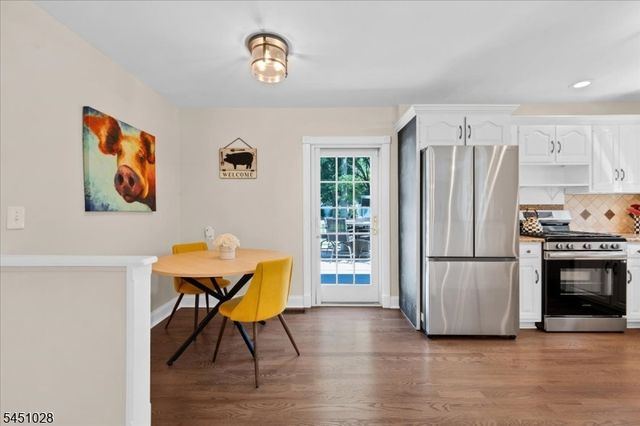 97 Ivy Ln, Bridgewater Twp., NJ 08807