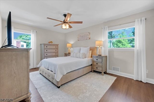 97 Ivy Ln, Bridgewater Twp., NJ 08807