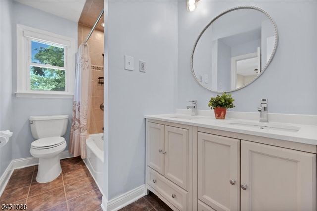 97 Ivy Ln, Bridgewater Twp., NJ 08807