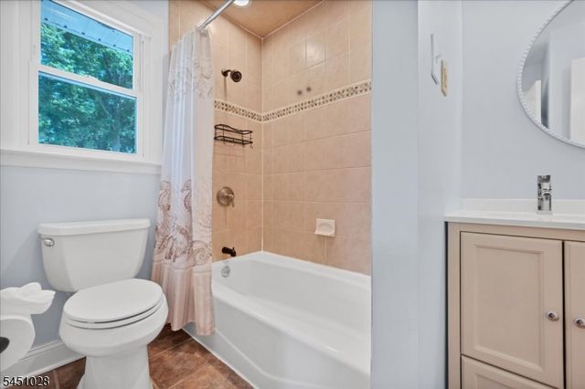 97 Ivy Ln, Bridgewater Twp., NJ 08807