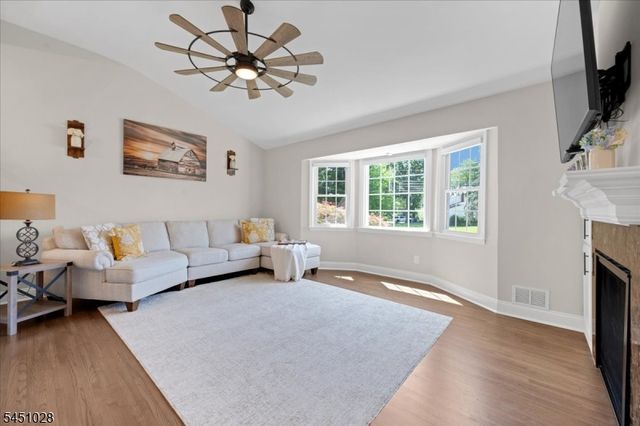 97 Ivy Ln, Bridgewater Twp., NJ 08807