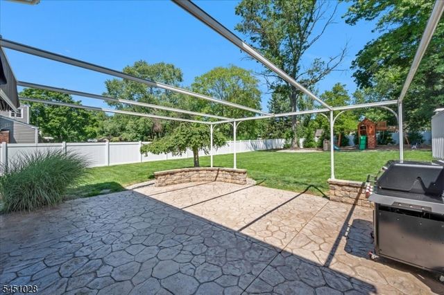97 Ivy Ln, Bridgewater Twp., NJ 08807