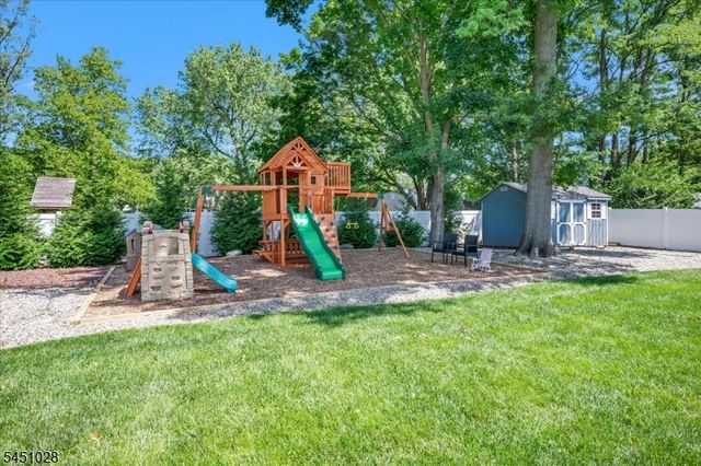 97 Ivy Ln, Bridgewater Twp., NJ 08807