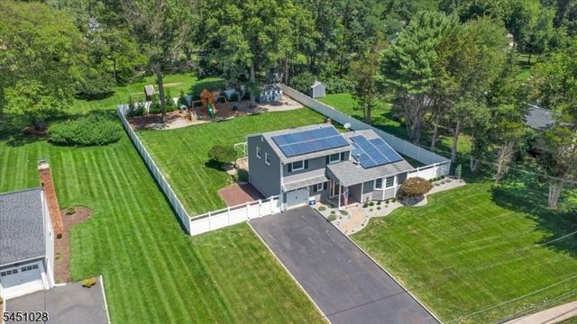 97 Ivy Ln, Bridgewater Twp., NJ 08807