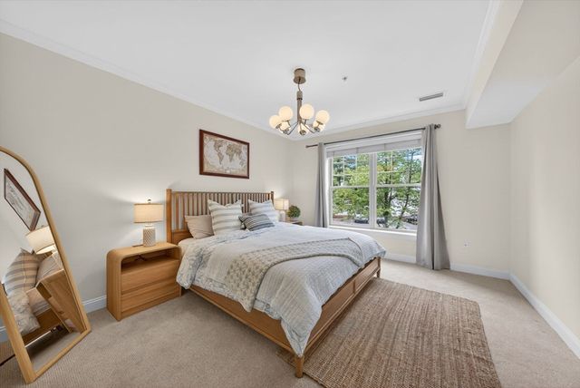 248 Albion St 315, Wakefield, MA 01880