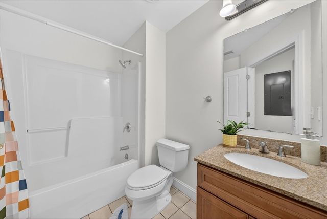 248 Albion St 315, Wakefield, MA 01880