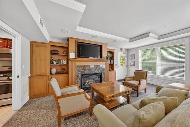 248 Albion St 315, Wakefield, MA 01880