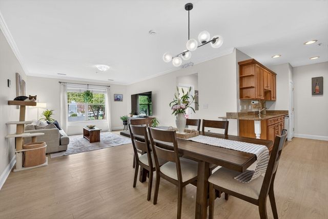 248 Albion St 315, Wakefield, MA 01880