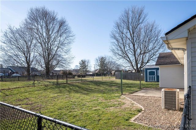 3415 Gander Drive, Jeffersonville, IN 47130