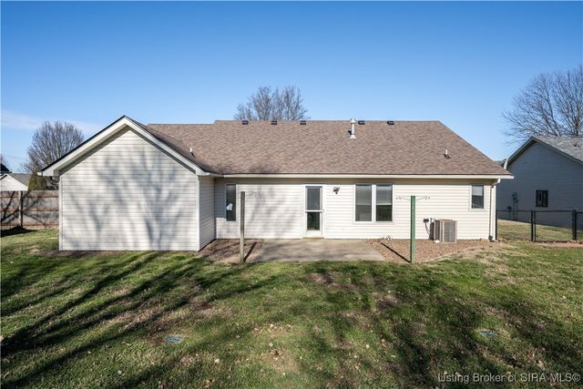 3415 Gander Drive, Jeffersonville, IN 47130