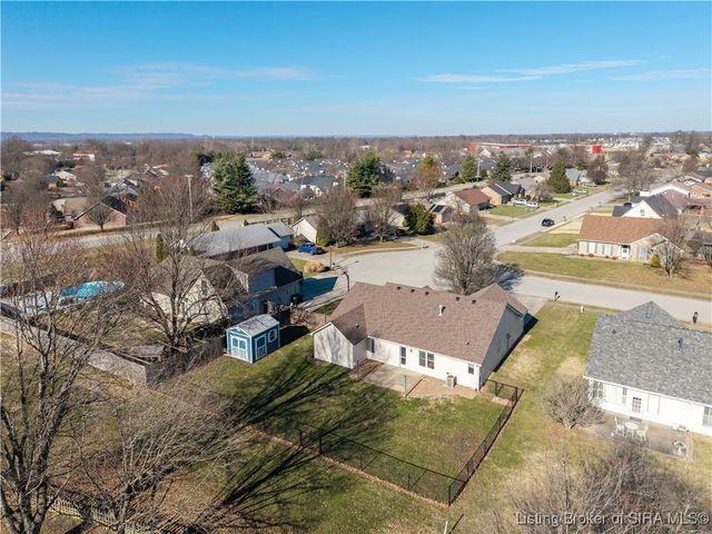 3415 Gander Drive, Jeffersonville, IN 47130