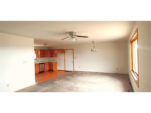 201 6th St, Fort Garland, CO 81133