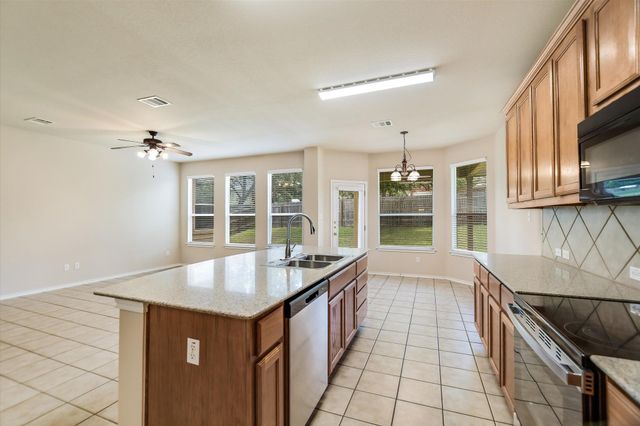 1612 Melissa Oaks LN, Austin, TX 78744