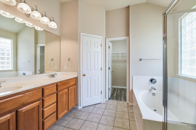 1612 Melissa Oaks LN, Austin, TX 78744