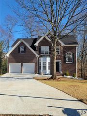 700 SOMERSET VALE Drive, Lawrenceville, GA 30044