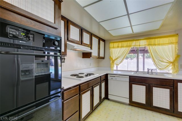 3706 Crestview Drive, Las Vegas, NV 89120