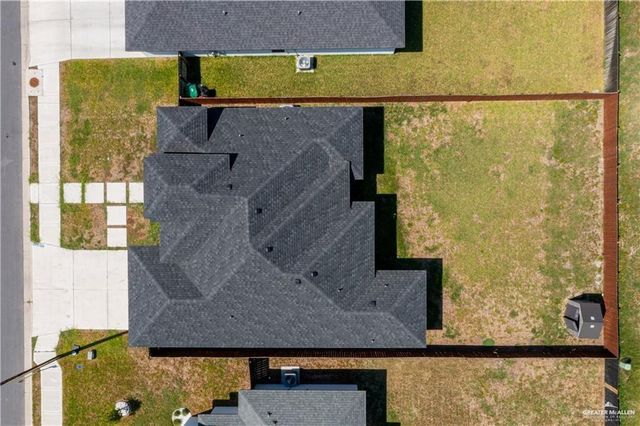 1505 E Encino Avenue, Pharr, TX 78577