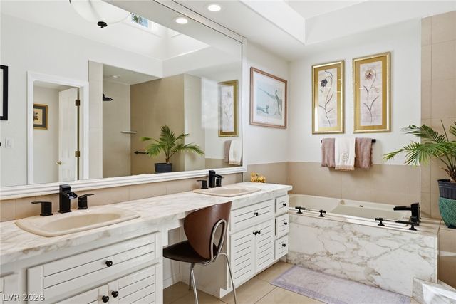 7889 Harbour Towne Avenue, Las Vegas, NV 89113