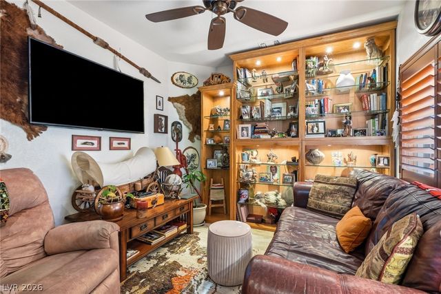 7889 Harbour Towne Avenue, Las Vegas, NV 89113