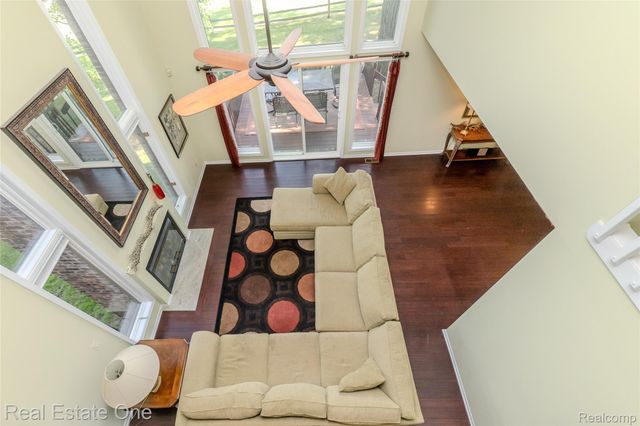 4575 Fairway Court, Waterford Charter Township, MI 48328