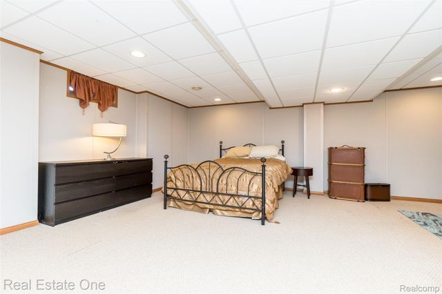 4575 Fairway Court, Waterford Charter Township, MI 48328