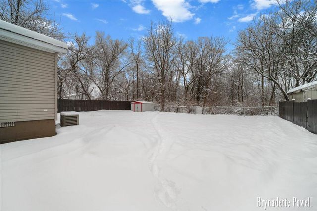 134 N 5th Street NE, Cedar Springs, MI 49319