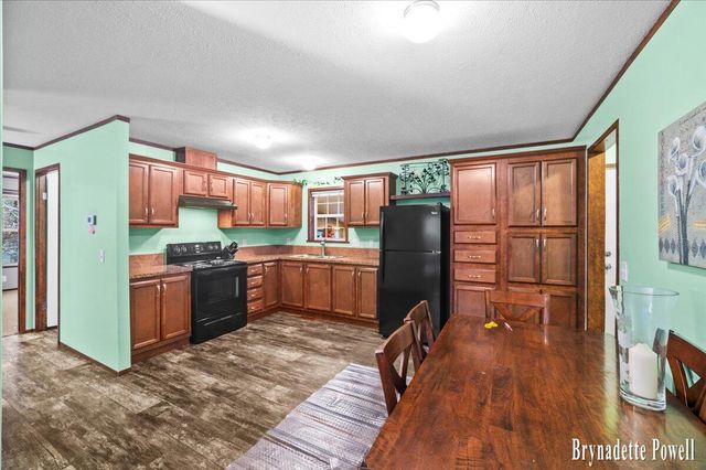 134 N 5th Street NE, Cedar Springs, MI 49319