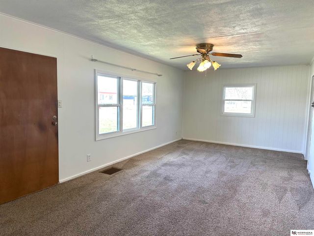 250 N Lincoln Avenue, Fremont, NE 68025