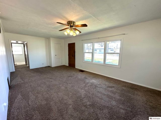 250 N Lincoln Avenue, Fremont, NE 68025