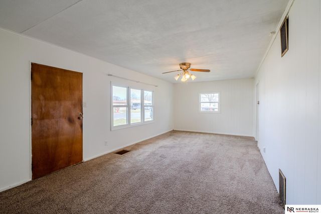 250 N Lincoln Avenue, Fremont, NE 68025