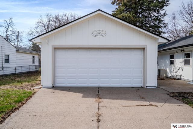 250 N Lincoln Avenue, Fremont, NE 68025