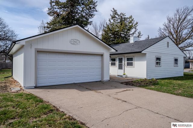 250 N Lincoln Avenue, Fremont, NE 68025