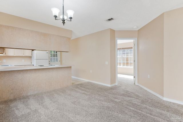 139 Wildflower Ln, Pensacola, FL 32514