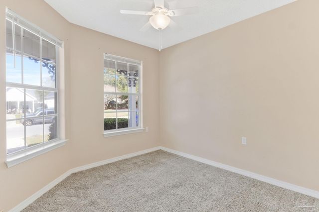 139 Wildflower Ln, Pensacola, FL 32514