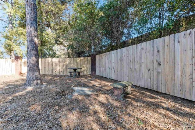 139 Wildflower Ln, Pensacola, FL 32514