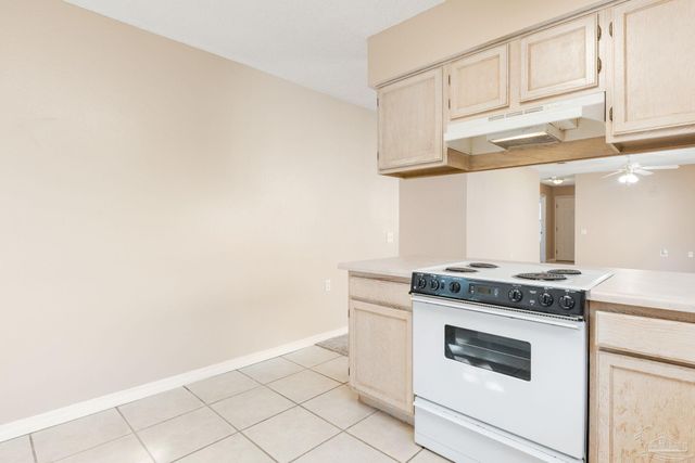 139 Wildflower Ln, Pensacola, FL 32514