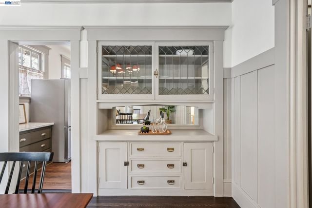 3002 San Jose Ave, Alameda, CA 94501