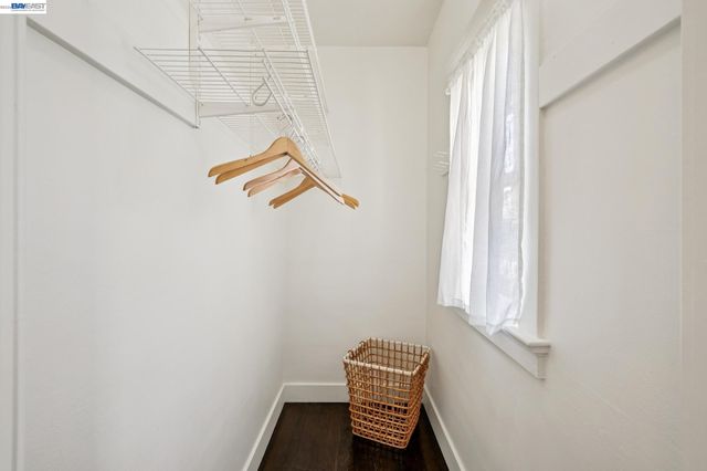 3002 San Jose Ave, Alameda, CA 94501