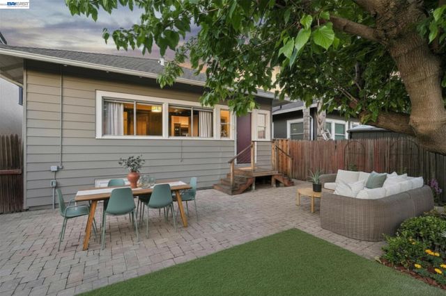 3002 San Jose Ave, Alameda, CA 94501