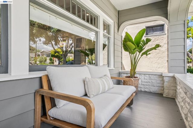 3002 San Jose Ave, Alameda, CA 94501