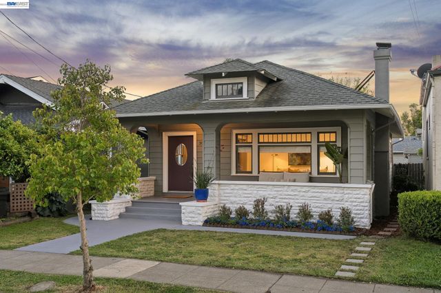 3002 San Jose Ave, Alameda, CA 94501