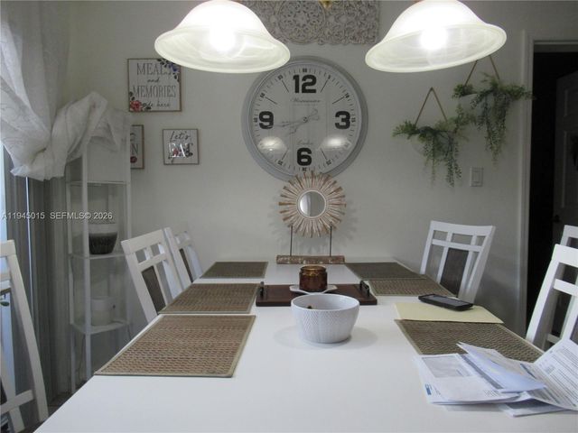 6601 SW 137th Ct 2B, Miami, FL 33183