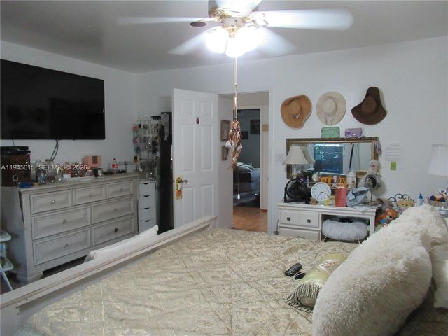 6601 SW 137th Ct 2B, Miami, FL 33183