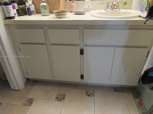 6601 SW 137th Ct 2B, Miami, FL 33183