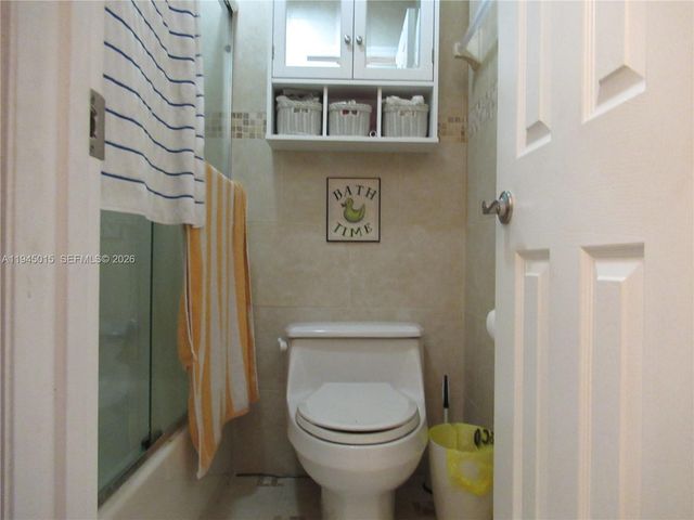 6601 SW 137th Ct 2B, Miami, FL 33183