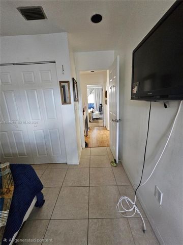 6601 SW 137th Ct 2B, Miami, FL 33183